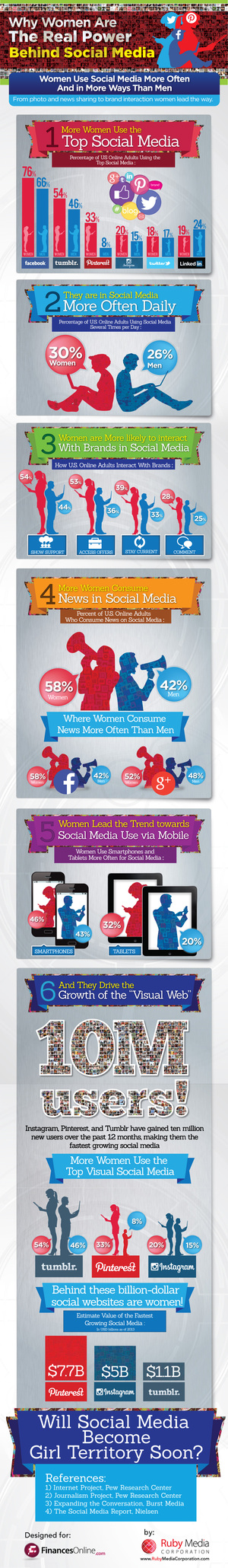 women-social-media