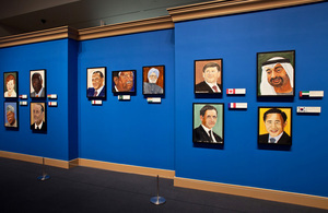george-w.-bush-exhibits-30-painted-portraits-of-world-leaders-designboom-03
