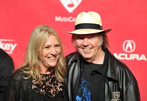 2012 MusiCares Person Of The Year Tribute To Paul McCartney - Red Carpet