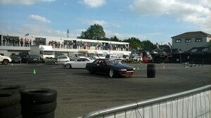 R32 v R33 barrel sprint