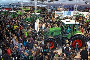 Fendt_Agritechnica2013_1329424-3-Small
