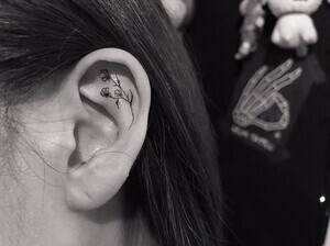 ear-tattoo-10